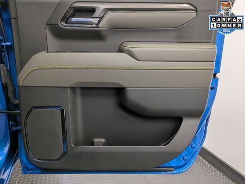 Used 2024 Chevrolet Silverado 1500 ZR2 w/ Technology Package image 26