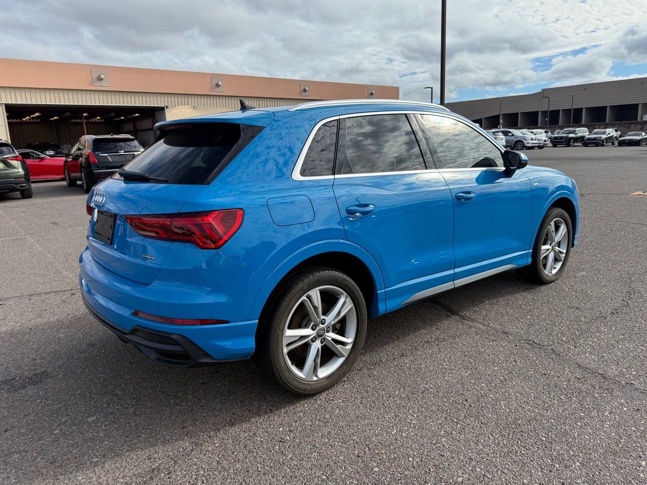 Used 2020 Audi Q3 2.0T Premium Plus w/ Premium Plus Package AWD/4WD image 5