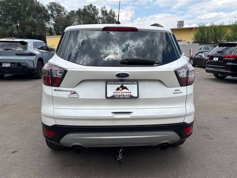 Used 2017 Ford Escape SE w/ SE Leather Comfort Package FWD image 6
