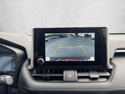 Certified 2025 Toyota RAV4 XLE FWD image 15