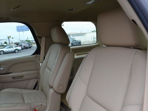 Used 2014 Cadillac Escalade Premium AWD/4WD image 51