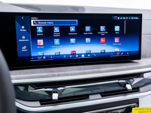 Certified 2025 BMW X7 xDrive40i w/ M Sport Package image 23