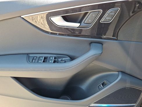 New 2026 Audi Q8 Premium Plus AWD/4WD image 6