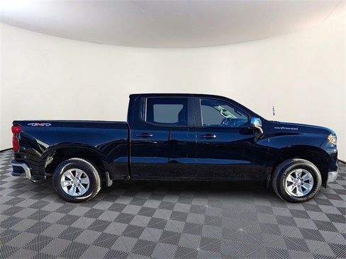 Used 2025 Chevrolet Silverado 1500 LT image 7