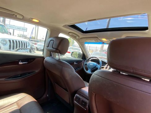 Used 2016 INFINITI QX50 AWD w/ Technology Package image 16