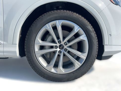 New 2026 Audi Q7 3.0T Premium Plus image 12