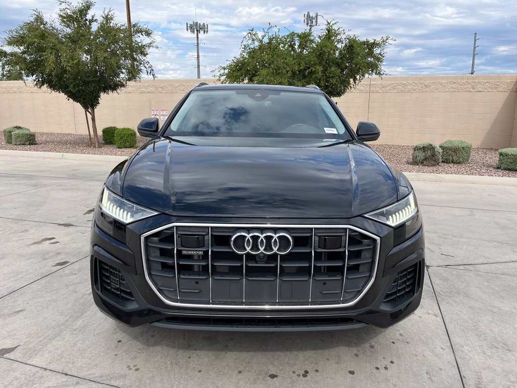 Used 2023 Audi Q8 Premium w/ Convenience Package AWD/4WD image 4