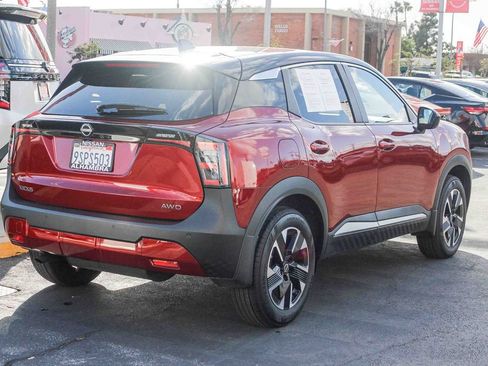 Certified 2025 Nissan Kicks SV image 7