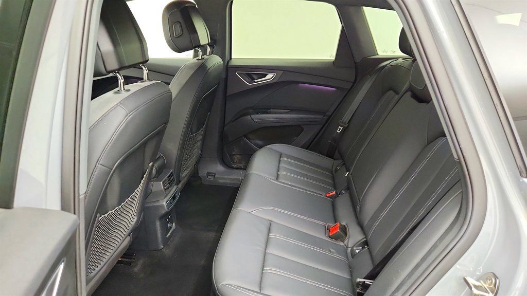 Used 2024 Audi Q4 e-tron Premium Plus w/ Premium Plus AWD/4WD image 22