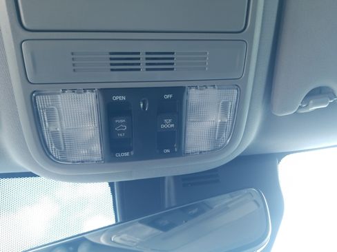 Used 2021 Honda Pilot Special Edition image 21