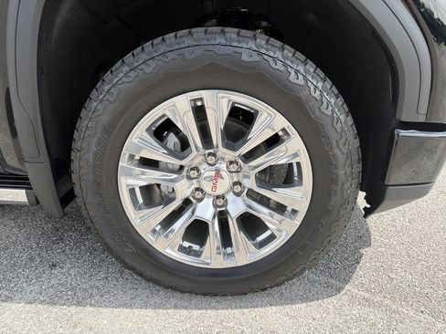 New 2026 GMC Sierra 1500 Denali w/ Technology Package AWD/4WD image 13