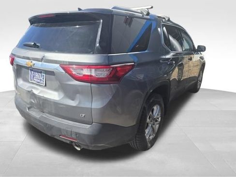 Used 2018 Chevrolet Traverse LT AWD/4WD image 7