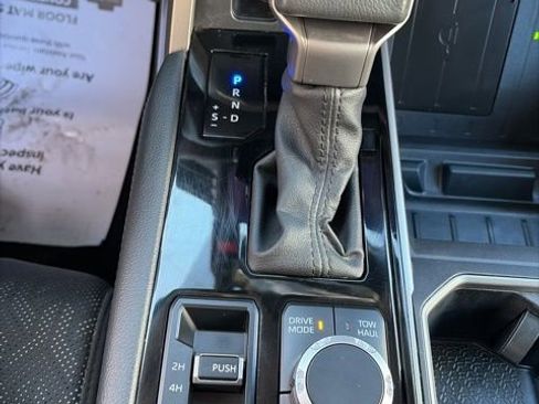 Used 2024 Toyota Tundra Limited image 29