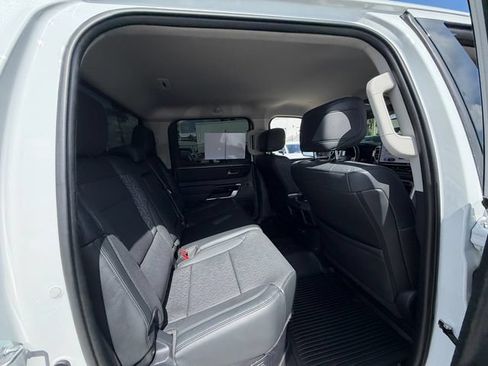 Used 2023 Toyota Tundra Limited AWD/4WD image 16