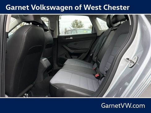 New 2026 Volkswagen Jetta SE FWD image 17