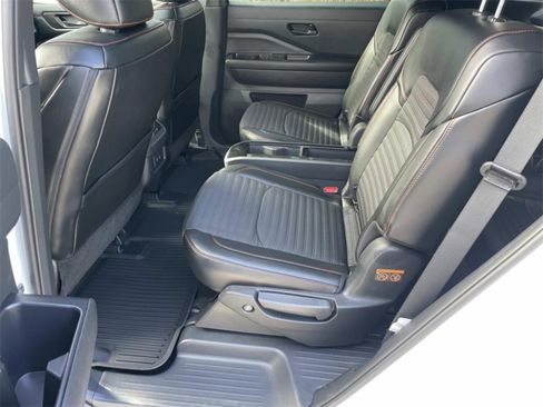 New 2026 Nissan Pathfinder Rock Creek image 6