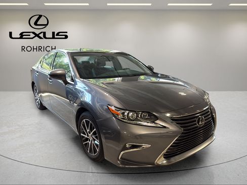 Used 2016 Lexus ES 350 FWD image 4