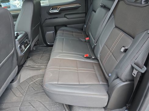 Used 2024 Chevrolet Silverado 1500 High Country w/ High Country Premium Package image 17