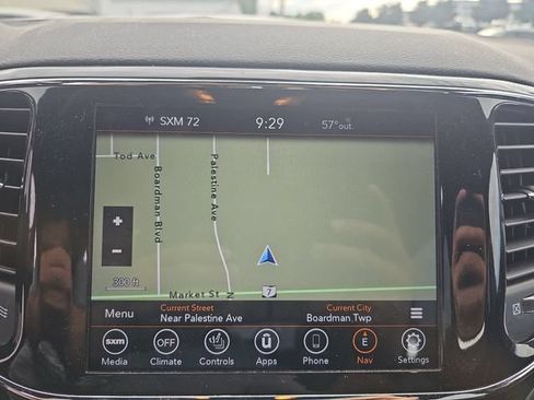 Used 2022 Jeep Grand Cherokee Laredo X AWD/4WD image 20