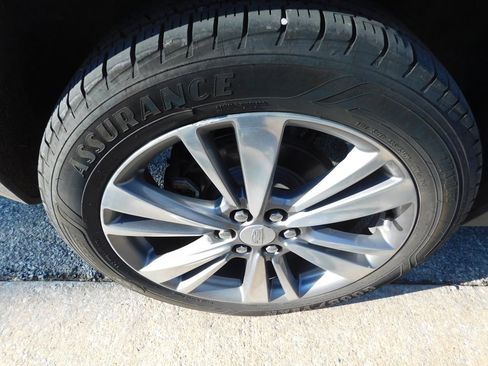 Used 2020 Cadillac XT5 Premium Luxury image 9