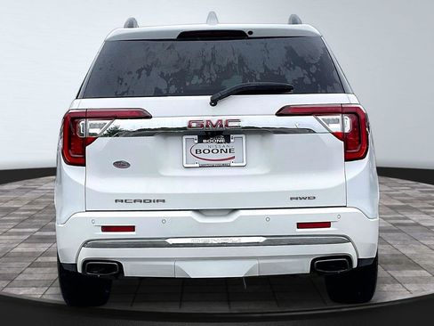 Used 2023 GMC Acadia Denali w/ Denali Technology Package AWD/4WD image 4
