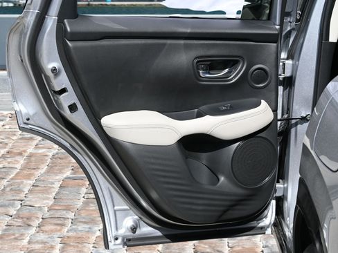 New 2026 Honda HR-V EX-L image 15