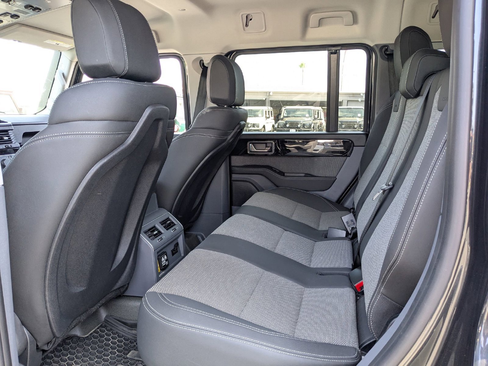 Used 2024 INEOS Grenadier Station Wagon AWD/4WD image 24