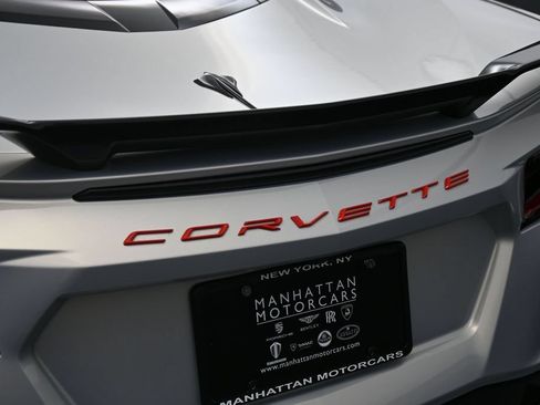 Used 2022 Chevrolet Corvette Stingray Preferred Cpe w/ Z51 Performance Package RWD image 14