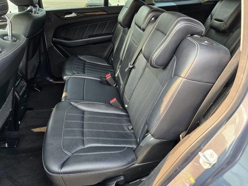 Used 2016 Mercedes-Benz GL 450 4MATIC w/ Premium I Package image 19