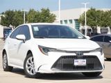 Used 2022 Toyota Corolla LE image 2