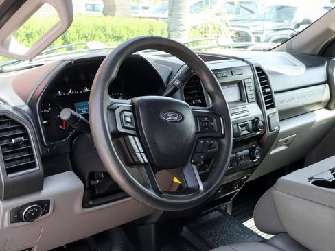 Used 2021 Ford F550 2WD Crew Cab Super Duty image 19