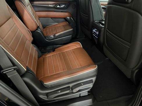 Used 2023 GMC Yukon Denali Ultimate AWD/4WD image 48