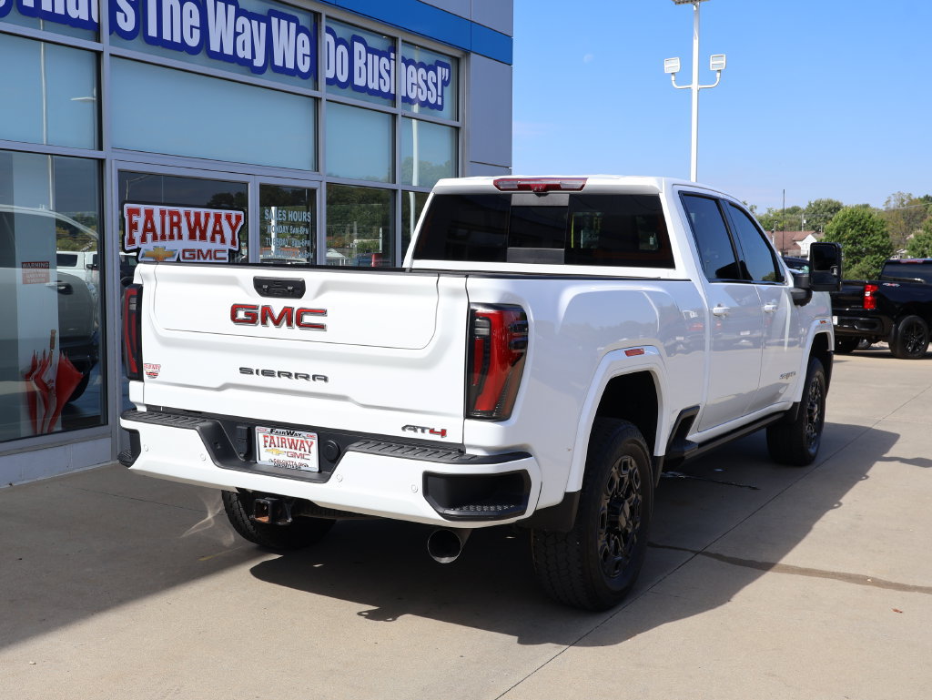 Used 2024 GMC Sierra 2500 AT4 w/ AT4 Premium Plus Package AWD/4WD image 3