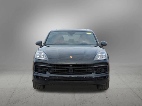 Used 2022 Porsche Cayenne S image 9