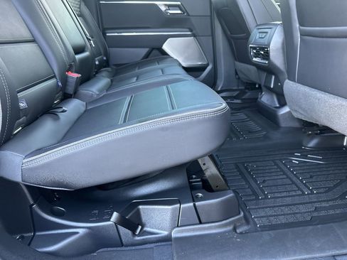 Used 2025 GMC Sierra EV Denali image 37