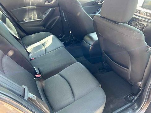Used 2015 MAZDA MAZDA3 i Sport FWD image 14