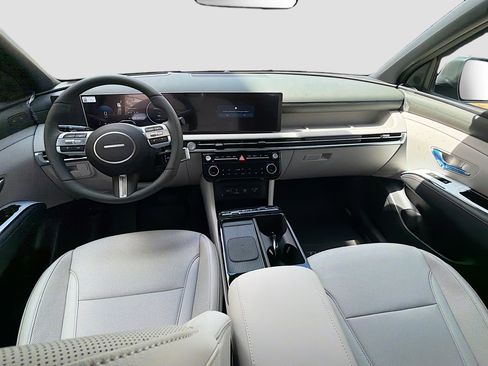 New 2026 Hyundai Tucson Limited image 17