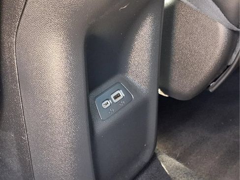 Used 2023 Buick Envision Preferred AWD/4WD image 23