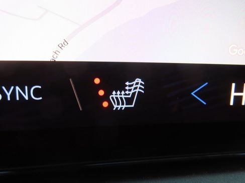 New 2026 Chevrolet Traverse LT w/ Enhanced Driving Package image 10