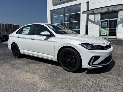 New 2025 Volkswagen Jetta SE
