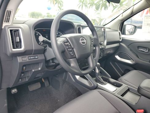 New 2025 Nissan Frontier SV image 10