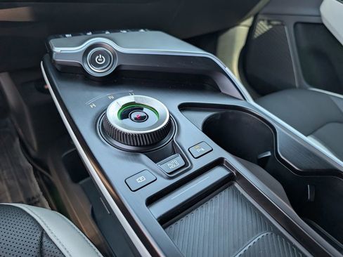 Certified 2025 Kia EV6 GT-Line image 30