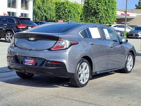 Used 2018 Chevrolet Volt Premier w/ Driver Confidence Package FWD image 5