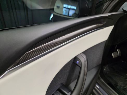 Used 2022 Tesla Model X Plaid image 25