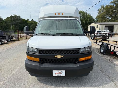 Used 2021 Chevrolet Express 3500 w/ Power Convenience Package RWD image 10