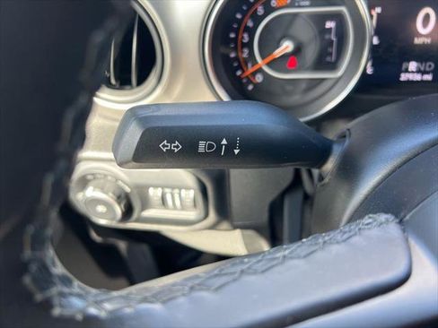 Certified 2021 Jeep Wrangler Sport S image 40