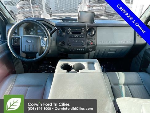 Used 2016 Ford F550 4x4 Regular Cab Super Duty image 7