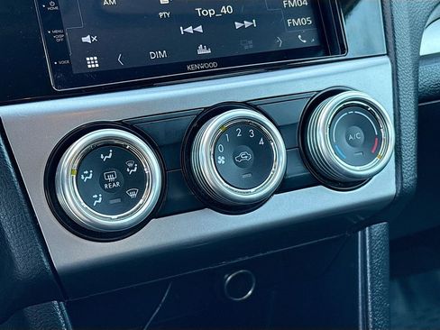 Used 2015 Subaru Crosstrek 2.0i image 15