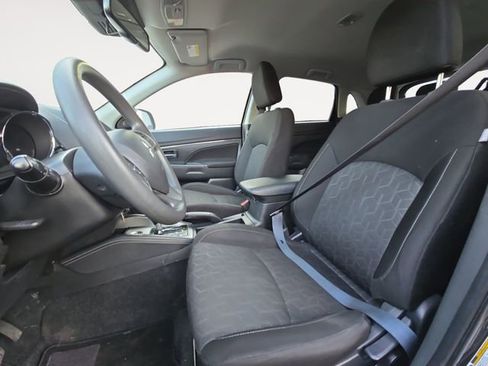 Used 2022 Mitsubishi Outlander Sport ES image 9