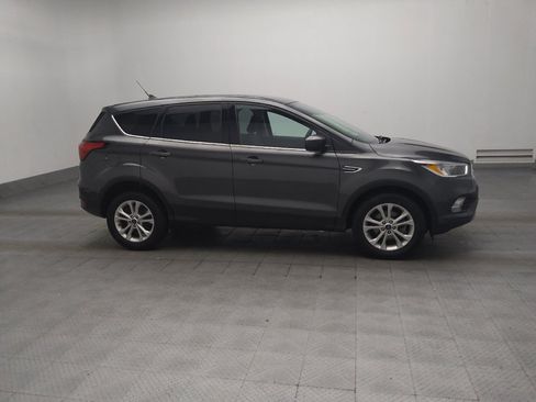 Used 2019 Ford Escape SE FWD image 11